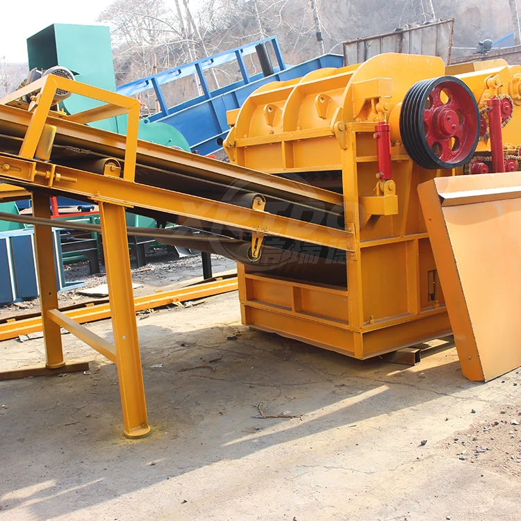 Industrial Wood Chipper Machine with 220V/380V Voltage 55-110kw Power and 1-3t/h Capacity for Tree Shredding