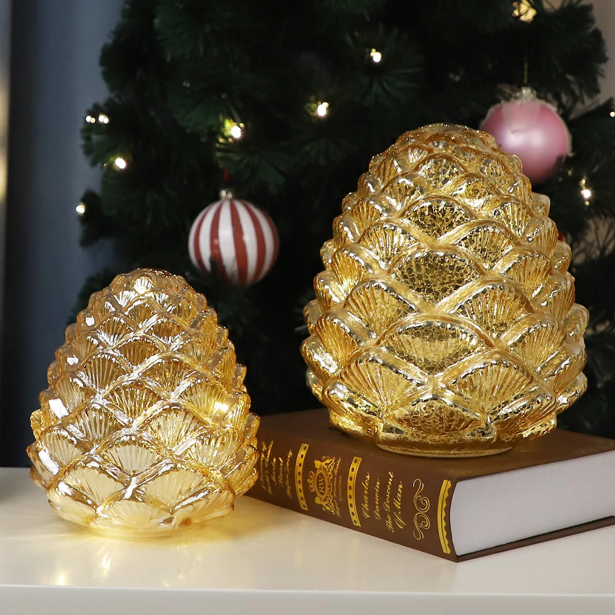 Luxury 3D Big Glass Pinecone Desktop Ornament Lighted Up Christmas Decoration New Year Party Glowing Craft Home Outdoor Garden factory