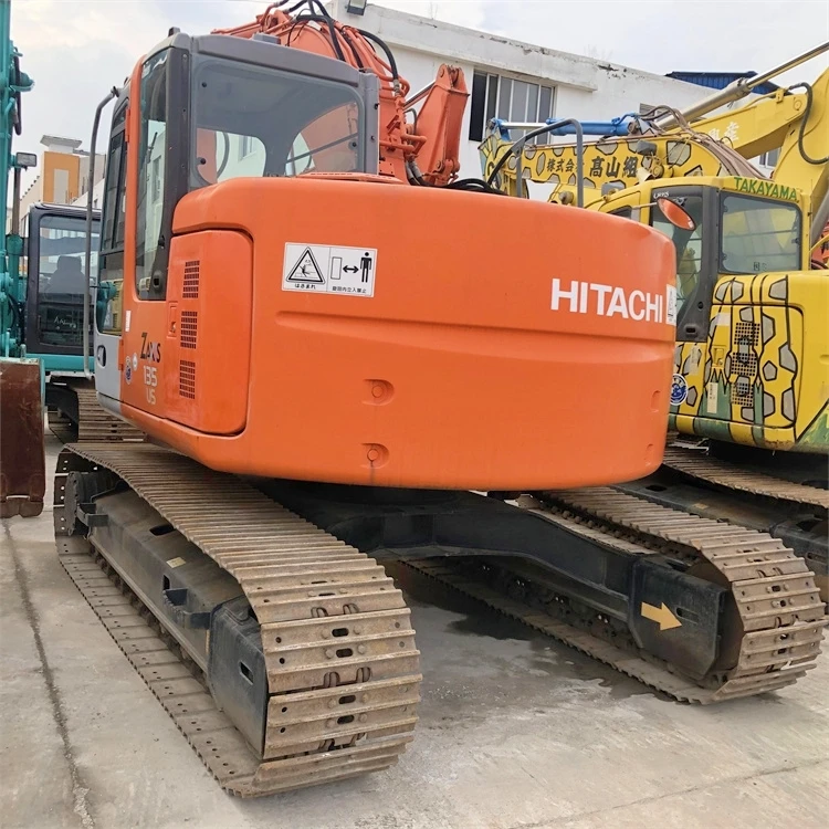 Used Hitachi ZX135 Excavator with 13TON Operating Weight 0.5 Bucket Capacity and 13000 KG Machine Weight