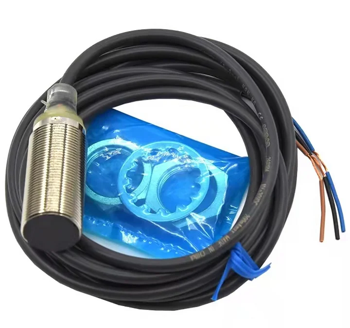 E2B-M18KN10-WZ-C1 E2B-M18KN10-WZ-C1