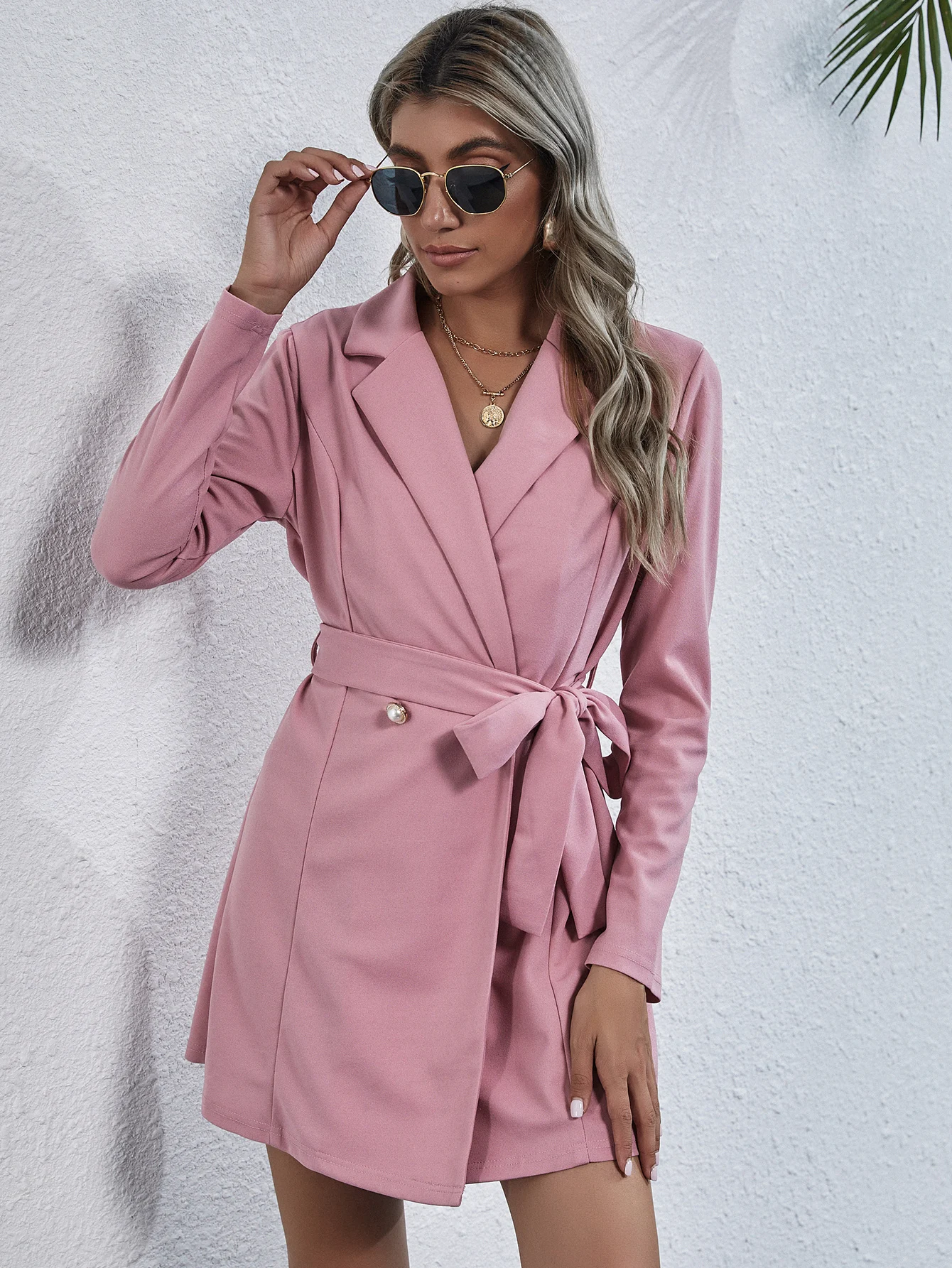 2021 new trendy mature pink dress Korean style strappy mini open collar long sleeve fashion dress