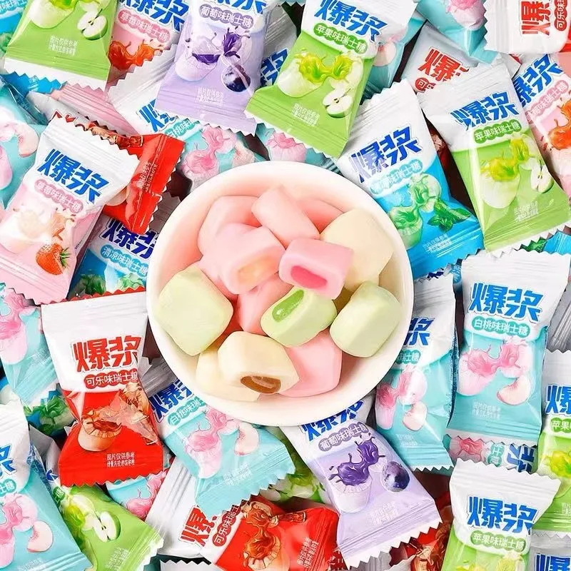 批发耐嚼的散装圣诞糖果，混合水果软糖和零食软糖