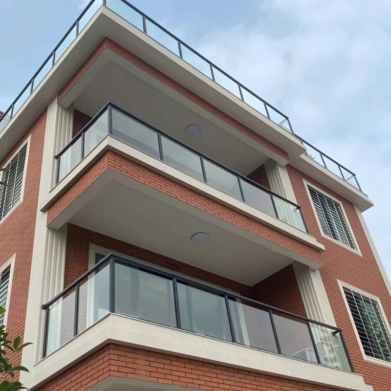 Aluminum Alloy, Glass Antique Style Outdoor Balcony Railings Curved Design with Scroll Details for Villa Fence factory