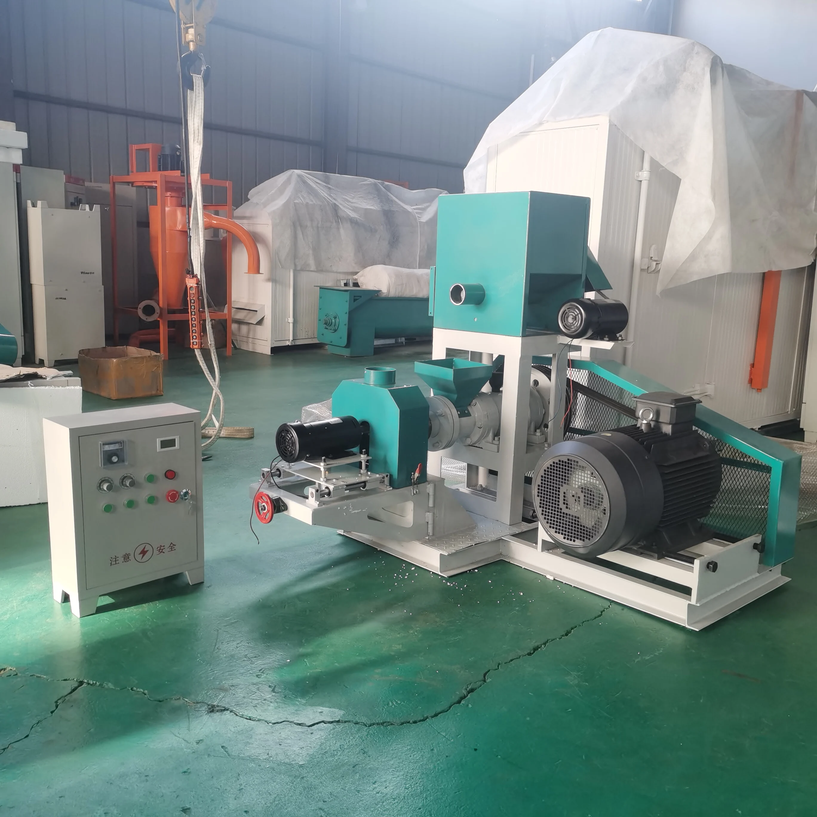 Food Factory Corn Puff Snack Food Machines Corn Extruder Grain Product Making Machines factory