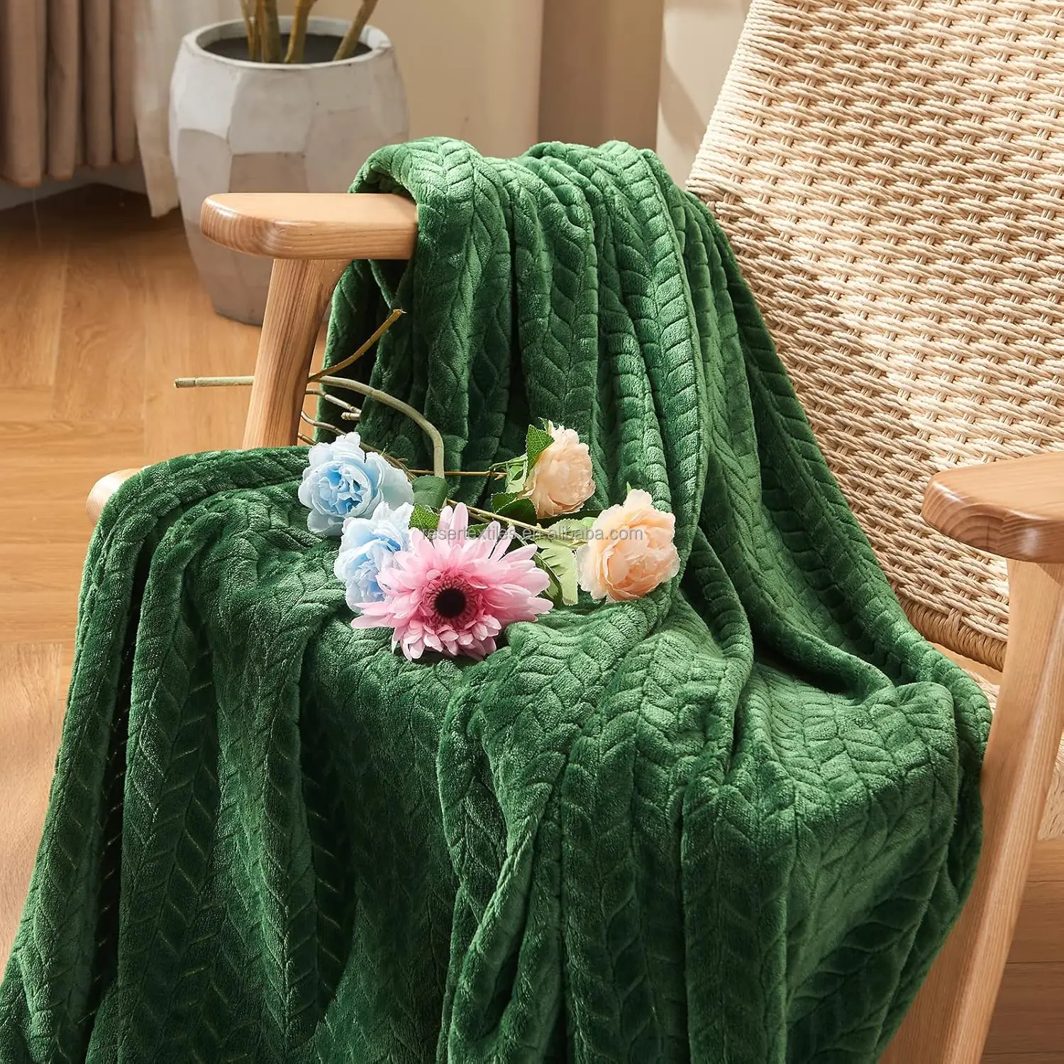 Modern 50 X 60 Inches Purple Fleece Throw Blanket Super Soft Knitted Flannel for All Seasons Solid for Couch Picnic Travel