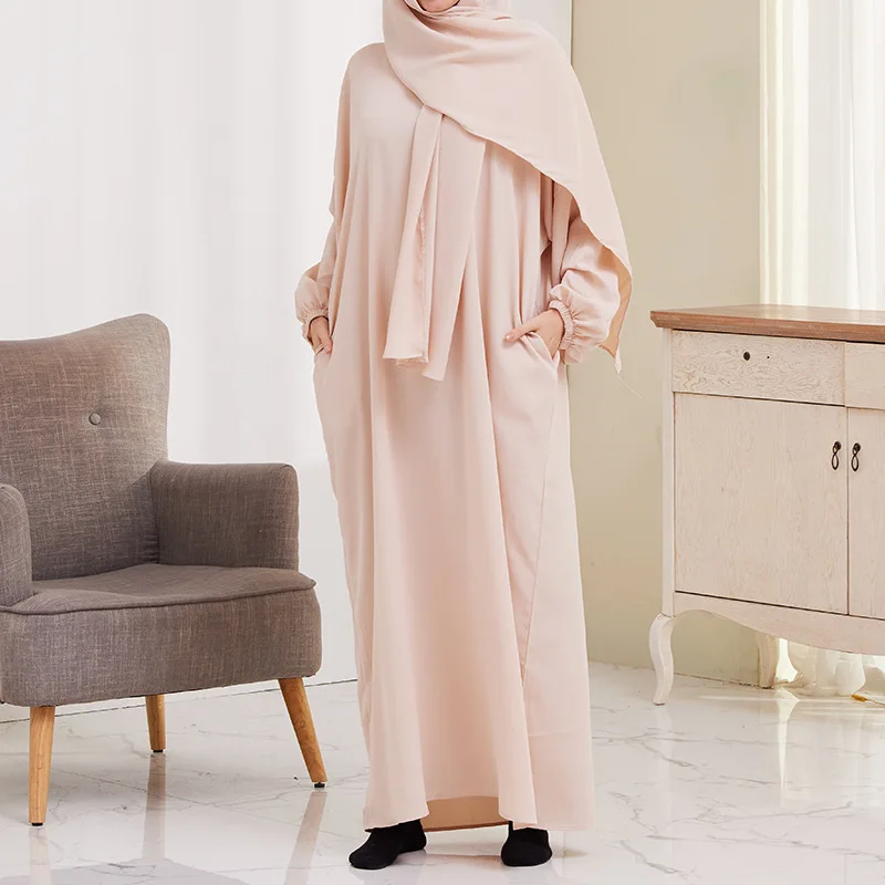 2023 New Design Abaya Women Dress Muslim Clothing Quick Drying Long Sleeve Good Quality Fashionable Custom Label Stylish