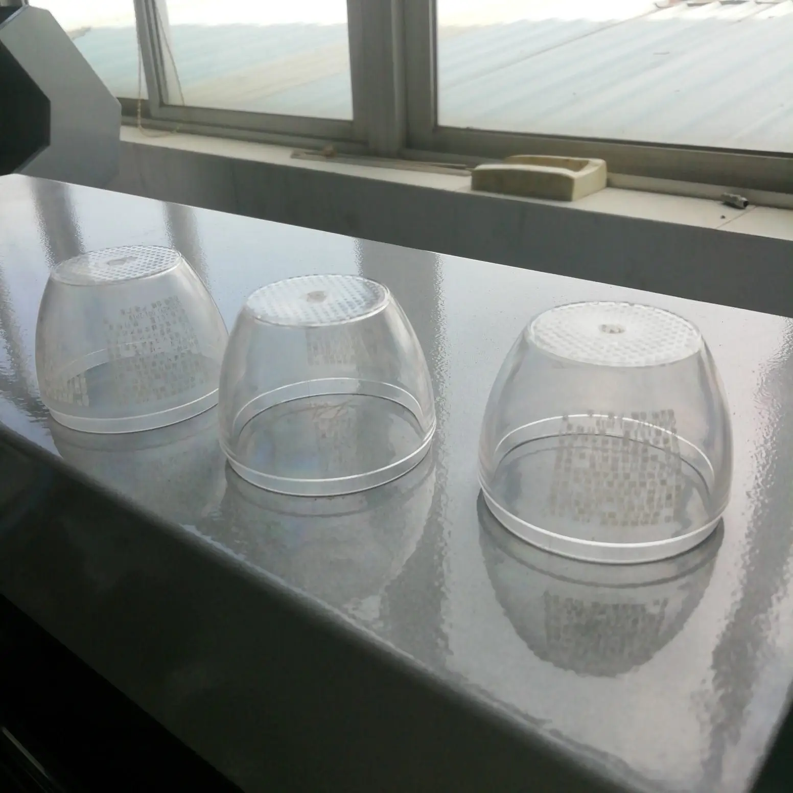 Semi-Automatic Screen Printing Machine with 940x1000x1350mm Dimensions and 160 KG Weight for Simple Operation