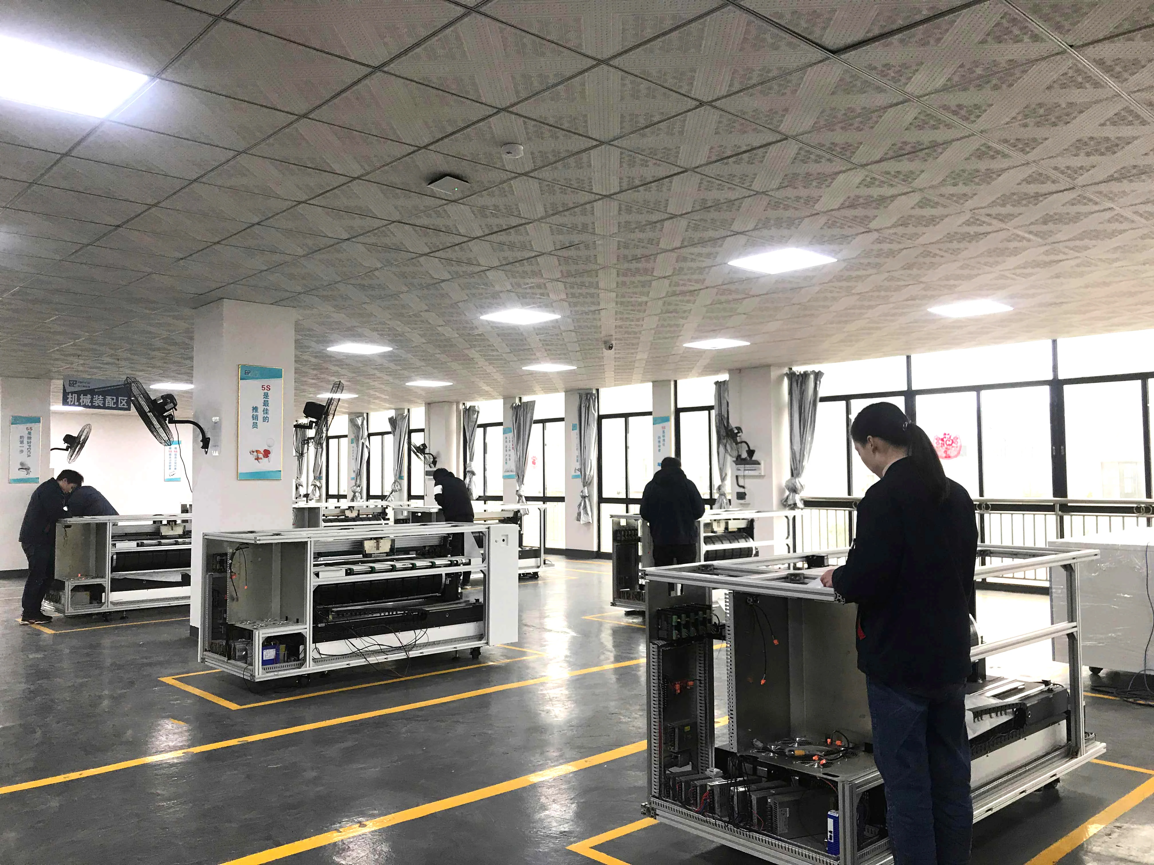 High Speed Digital Inkjet Printer with 600x600dpi Resolution and 100 m/min Printing Speed for 532mm Imaging Width