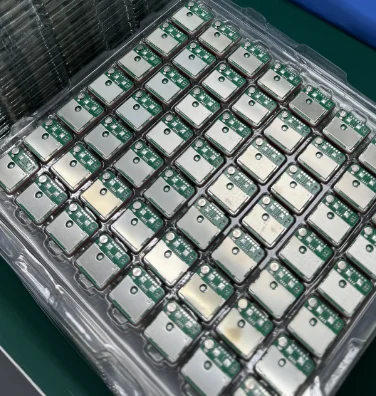 YOUWEI Mini Wireless GPS Tracker with 96H Battery Life for Real-Time Vehicle Tracking System