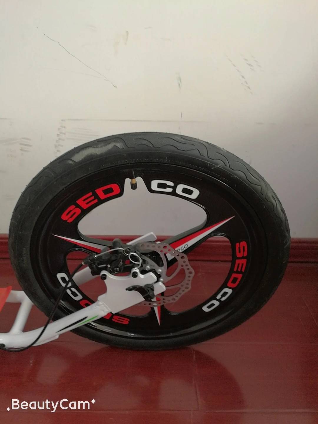 Magnesium Alloy Wheel.jpg