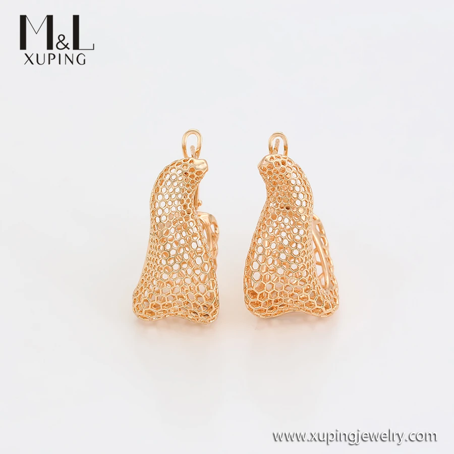 ML69680 XUPING ML Store Free sample African style costume jewelry woman 18K gold color Exaggerated hollow clip earrings