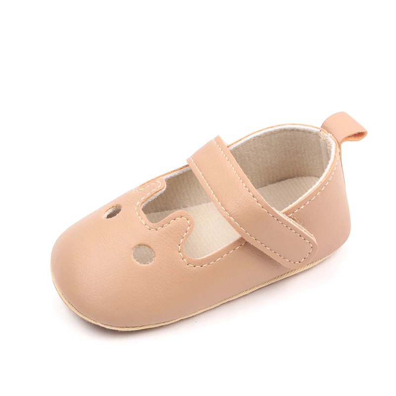 Spring and Autumn New Female Baby Shallow Mouth Hole Baotou Baby Soft Sole Walking Shoes details