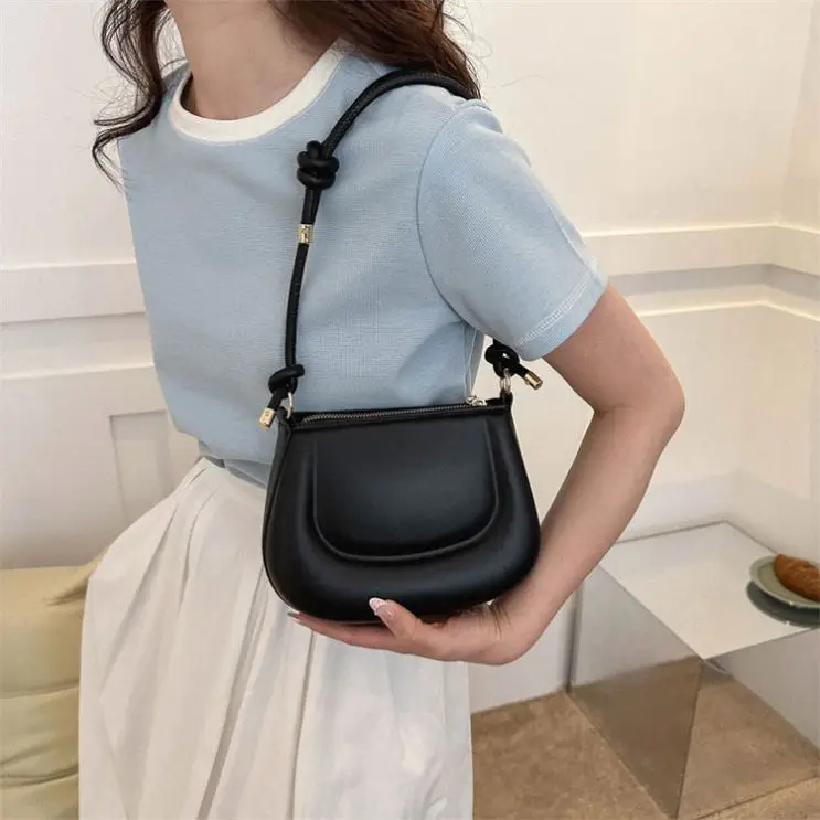 2023 New Fashion Design Armpit Bag Shoulder Dumpling Crossbody Bag