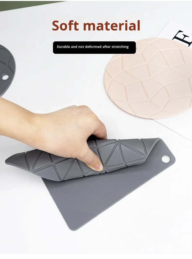 European Style High-Temperature Table Mat Modern Turtle Patterned Insulation Food Grade Silicone Coaster Thickened Pot Mat manufacture