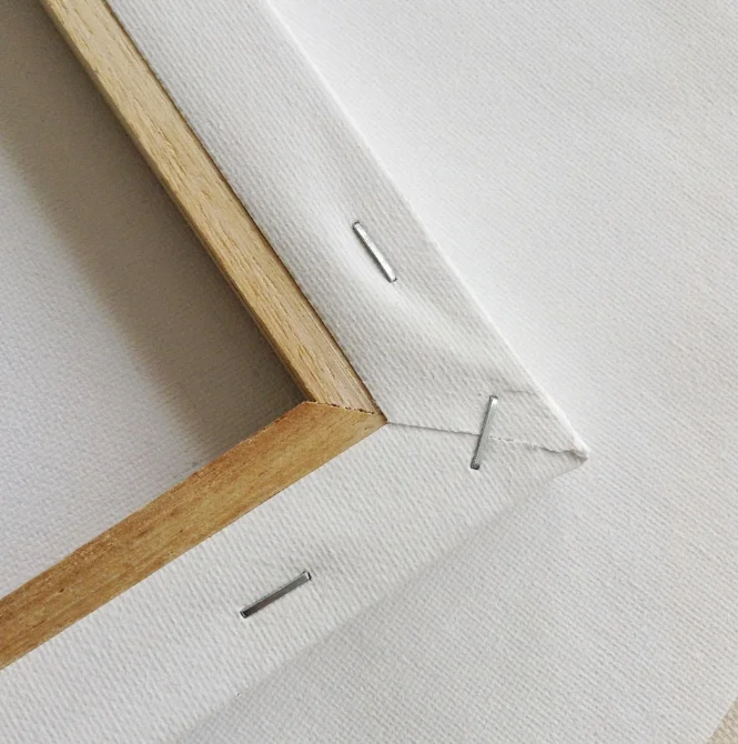 Factory Direct Sale 16*20 Round Shape White Blank Stretched Canvas for Oil Painting