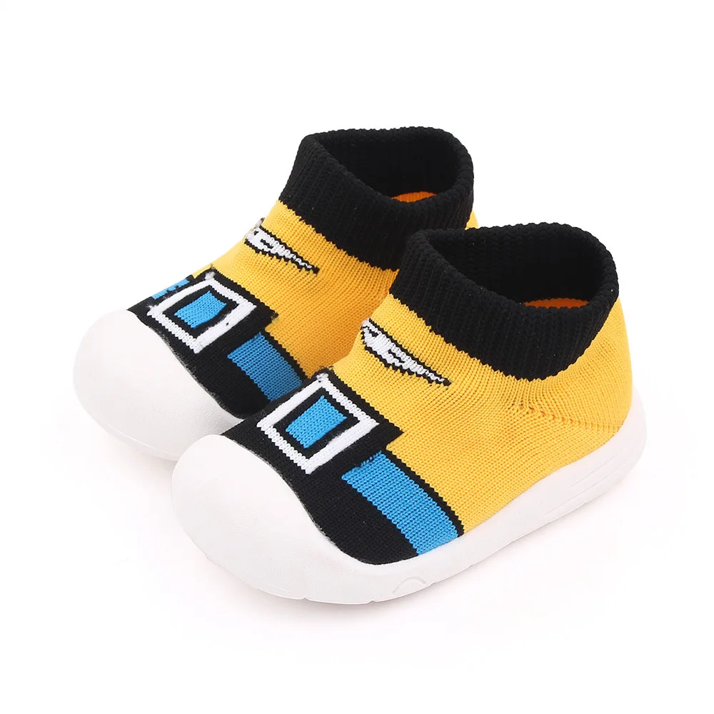 Boys and Girls Soft-Sole Flying Knitting Shoes Non-Slip Breathable for Leisure Sports for Walking in Autumn details
