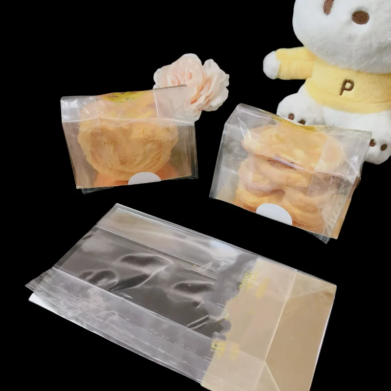 Handmade Transparent Gold Paper Card Cookie Packaging Bag Recyclable Square Bottom Bag Snacks Snowflake Pastry Baked Goods Bags