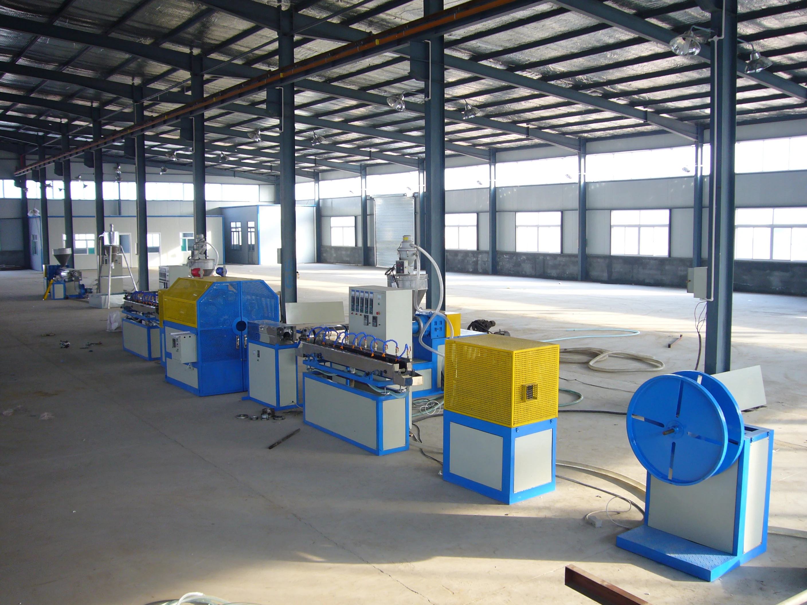 Hypet Plastic PVC Garden Flexible Fiber Renforced Pipe Making Machine / PVC Garden Tapis de production 5