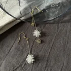 Dangle Earrings Custom Acrylic Flower Crystal Daisy Flower Drop Womens Dangle Earrings