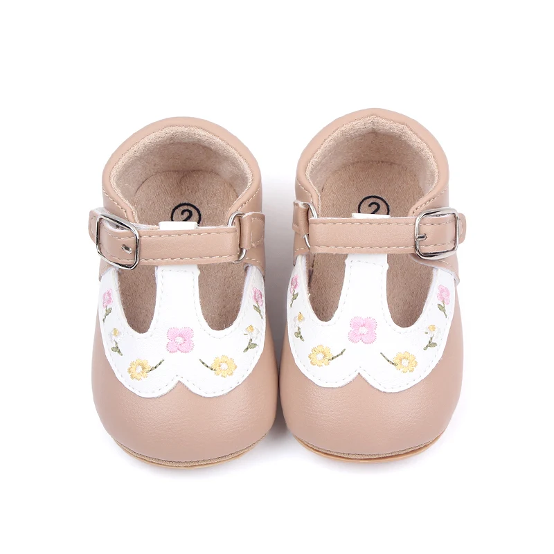 Wholesale Beautiful Flower Embroidery Soft PU Leather Spring Autumn Baby Toddler Girl Shoes Princess Girl Shoes details