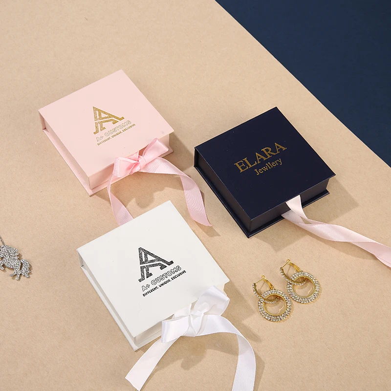 Custom Logo Cardboard Jewelry Gift Box Necklace Ribbon Box Package