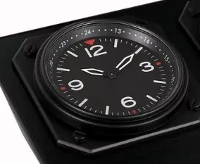 Creative auto-adjustment 24 hour World Time Desk Clock