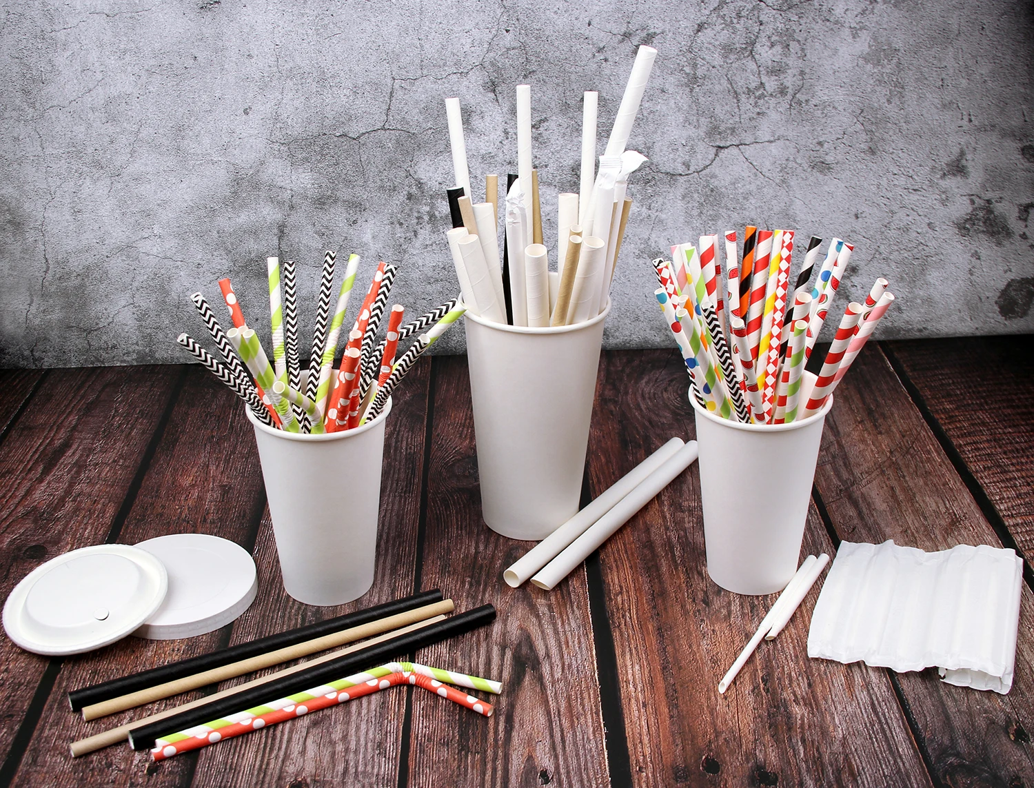 Wholesale Disposable Striped Milkshakes Cold Beverages Paper Drinking Straws with Shave-Ice Spoon manufacture
