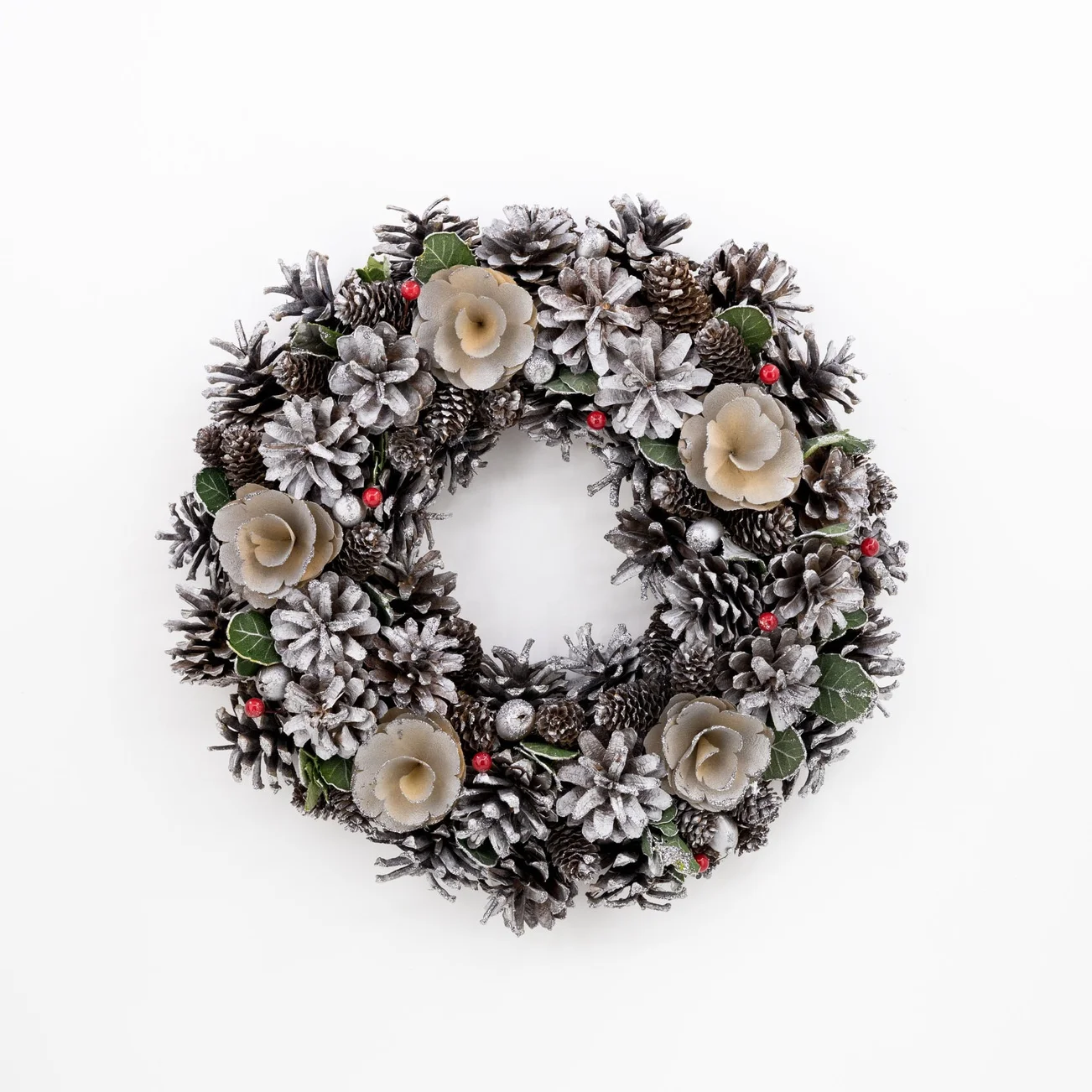 Natural Touch Home Decor Wreath Supplies Wholesale Xmas Pinecone Christmas Wreaths for home decoration