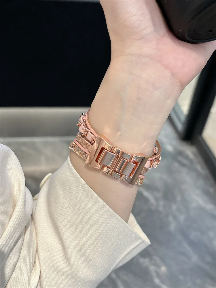 Bohemian Leather Chain Bracelet For iWatch 9/8/7/6 Fashion Luxury Women Heart Diamond Glitter Watch Straps For Apple Watch 49/45