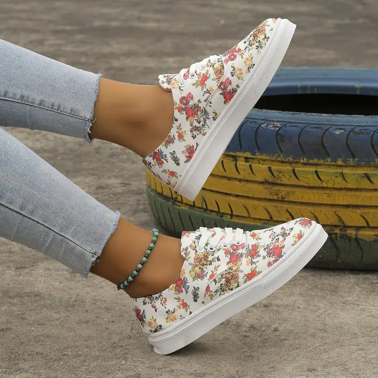 2024 canvas women's shoes China cheap fashion printed sneakers walking style shoes