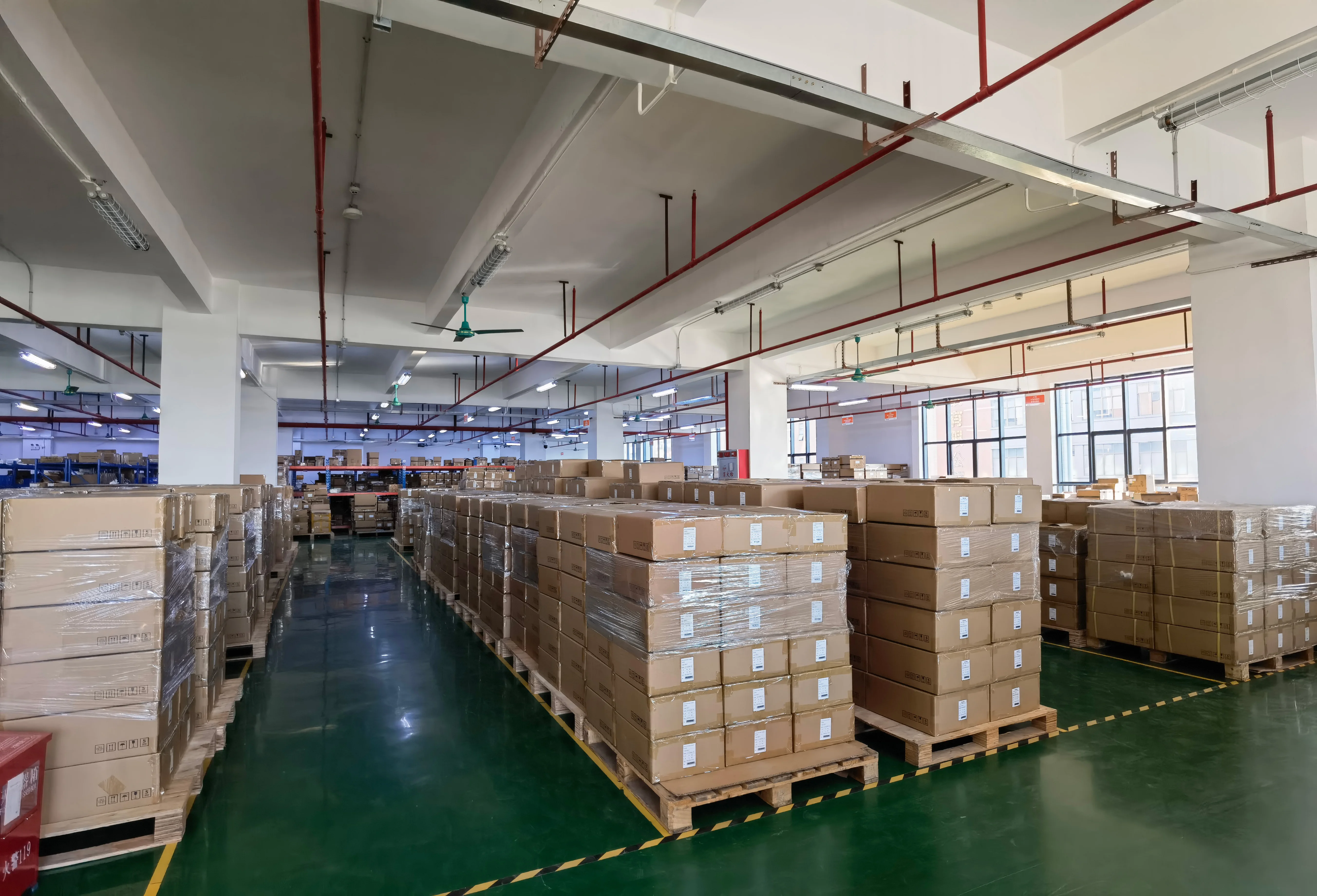 PUFA Home Powerwall Energy Storage Lifepo4 Battery 48V 100Ah 200Ah 5Kwh 10Kwh Power Wall Solar Lithium Ion Battery factory