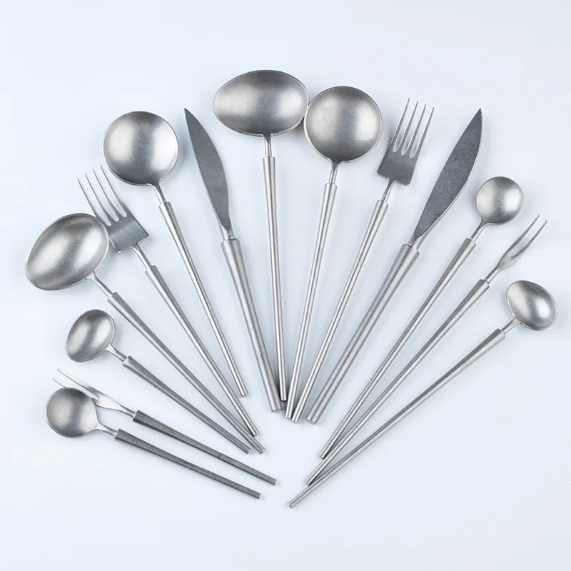 OEM ODM  Jieyang Factory Retro Vintage Stainless Steel Cutlery Metal Spoon Fork And Knife Classic Flatware Set Silverware Set