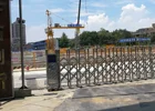 Gate Stainless Steel Electric Automatic Retractable Gate For Company QG-J1717