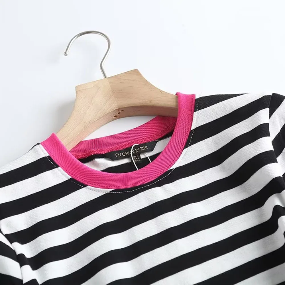 Women 2024 spring New Fashion Matching color Crewneck Stripe T Vintage Short Sleeve Female Chic Tops