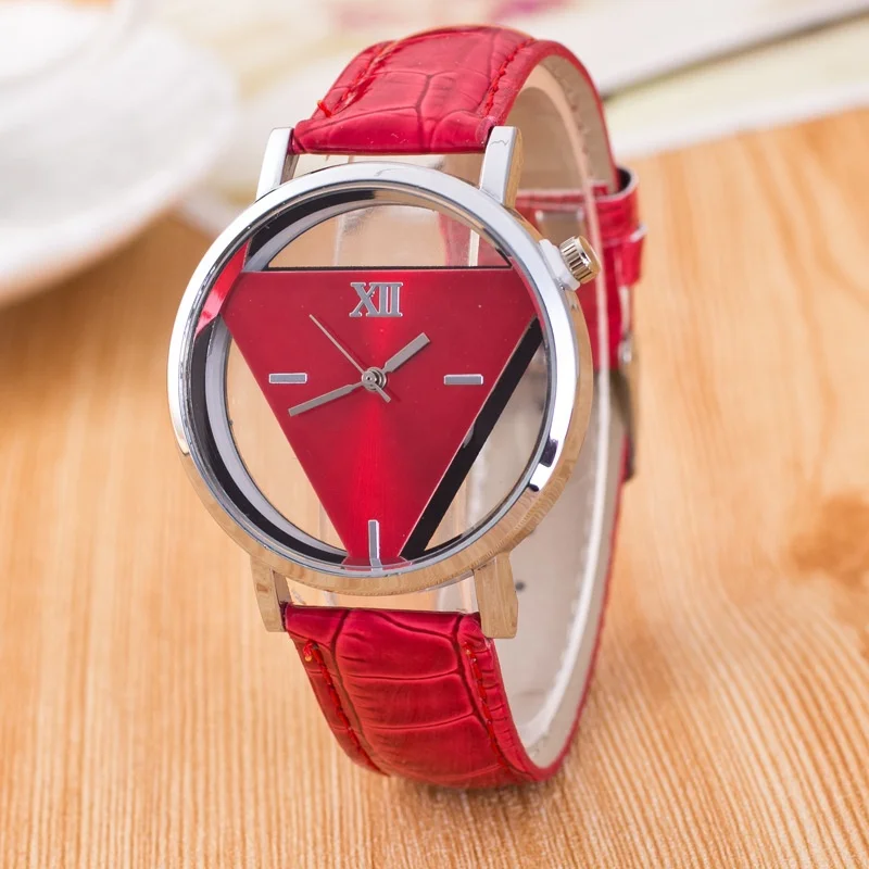 Fashion Hollow Triangular Dial Ladies Quartz Watch 36mm Wrist Watch For Women Cheap Price Watches