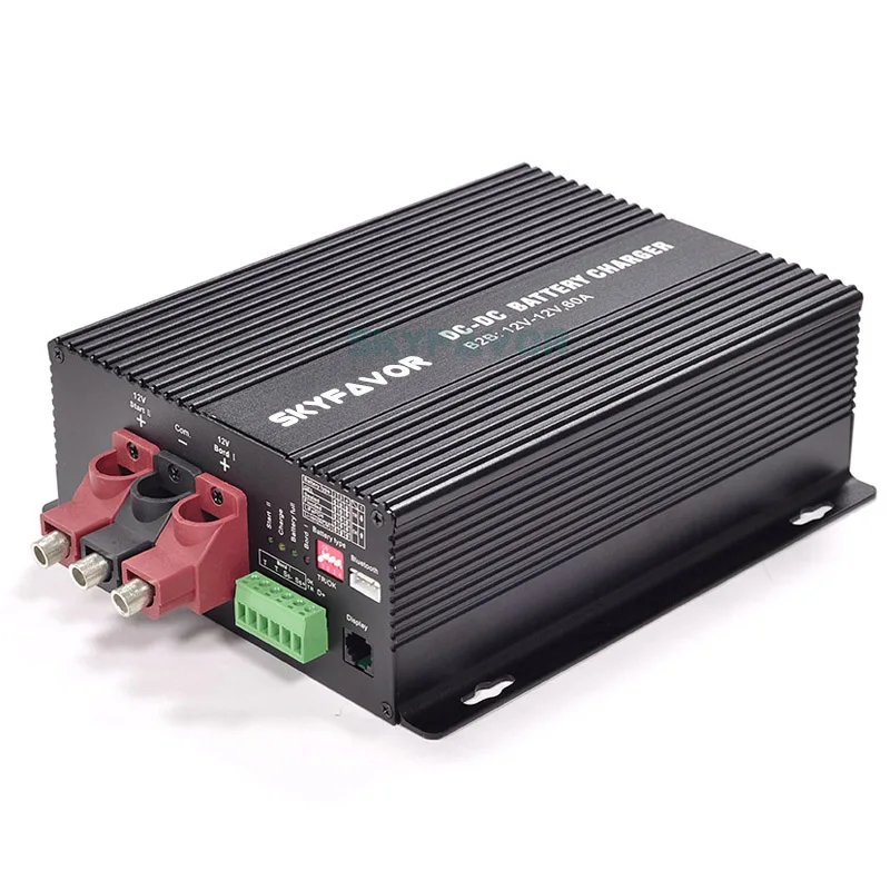 Smart 12V dc to dc charger 12V 30A automatic Universal LiFePO4 lfp Lead-Acid SLA Gel AGM lithium ion 12 volt batteries charger