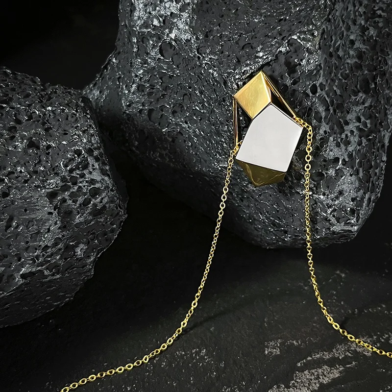 Original Design 18K Gold Plated Brass Jewelry New In Meteorite Pendant Necklace Hip-Hop Party Necklaces P223327