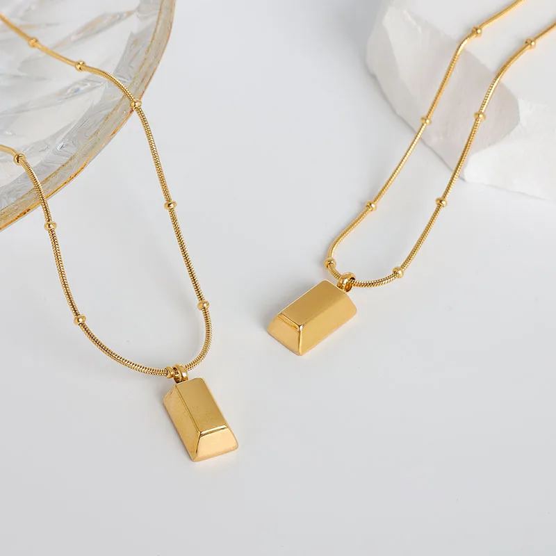 gold square bar necklace