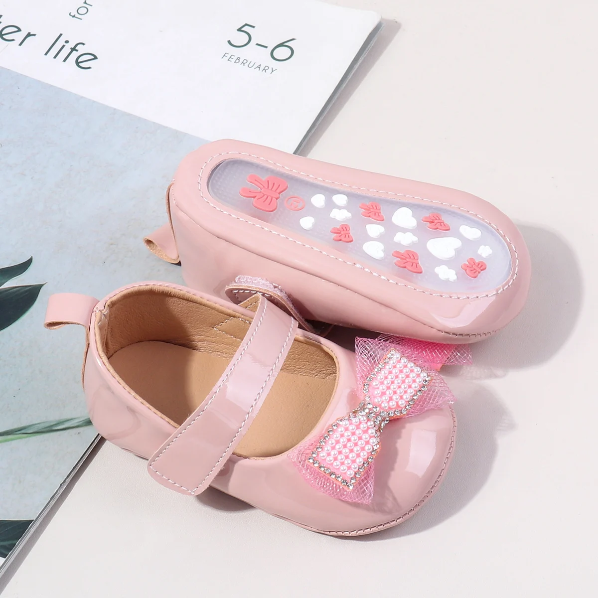 Beautiful Bling Design PU Leather Baby Infant Newborn Girl Princess Shoes 2025 supplier