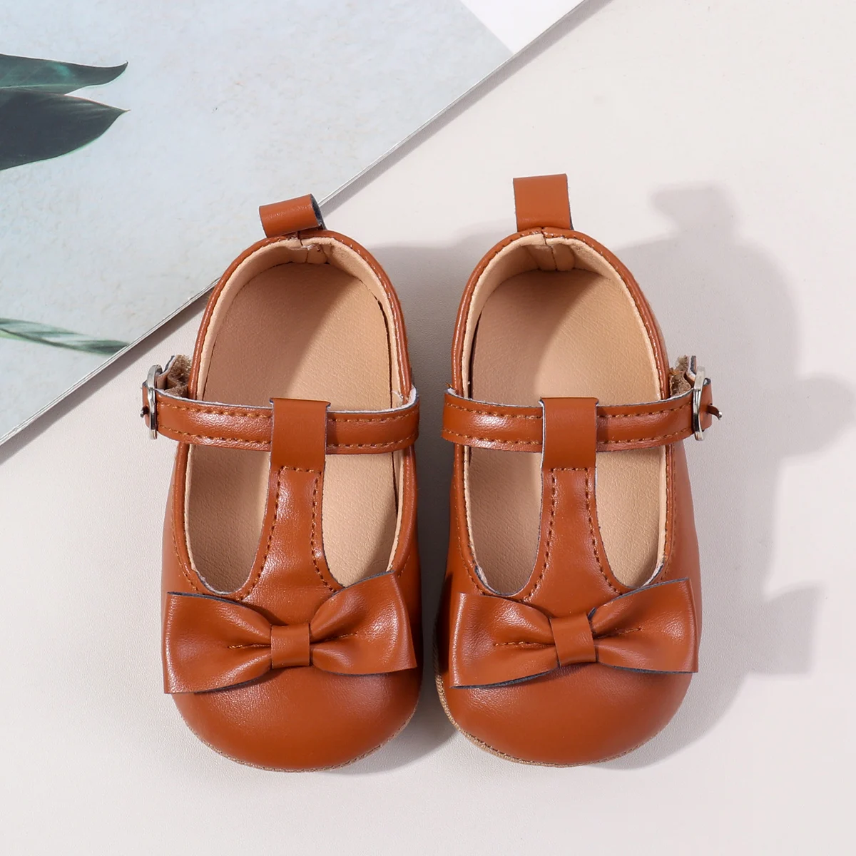 Hot Selling Spring Autumn Summer Solid Pu Leather Toddler Newborn Infant Baby Girls Shoes manufacture