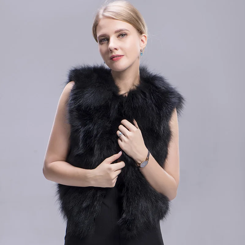 http://ae01.alicdn.com/kf/HTB1SelgSVXXXXX0XFXXq6xXFXXX3/Ms-MinShu-Black-Fur-Vest-100-Real-Fox-Fur-Gilet-Natural-Fox-Fur-Vest-Women-Factory