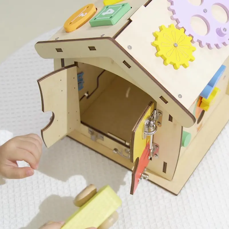 Sensorisches Spielzeug für die Früherziehung von Kindern, multifunktionales Montessori-Beschäftigungsbrett aus Holz für die Herstellung von Kindern