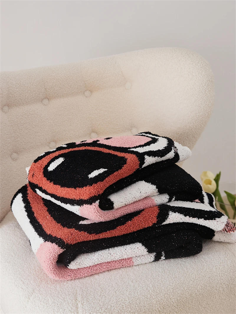 product hot selling 100 polyester jacquard  cartoon french bulldog microfiber knitted blankets for home decor sofa kfd-62