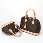 Made Hand Bag 2021 Made In China Fashion Woman Hand Bag Style Shell Shaped Bag