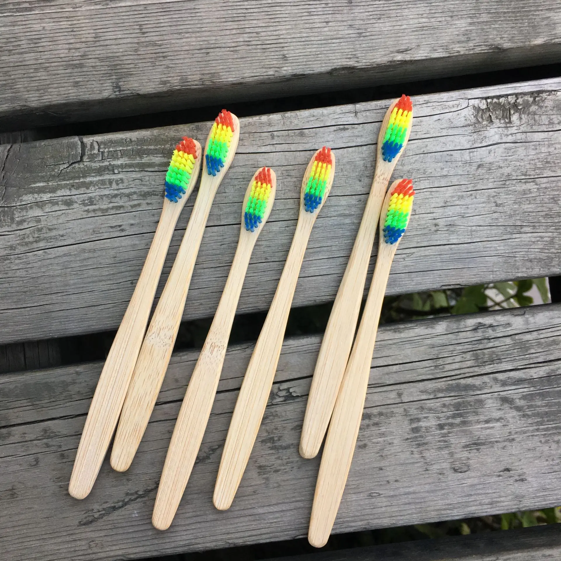 Factory Price Rainbow Toothbrushes Bamboo Toothbrushes Once Kraft Paper Independent Packaging Travel Portable Toothbrushes