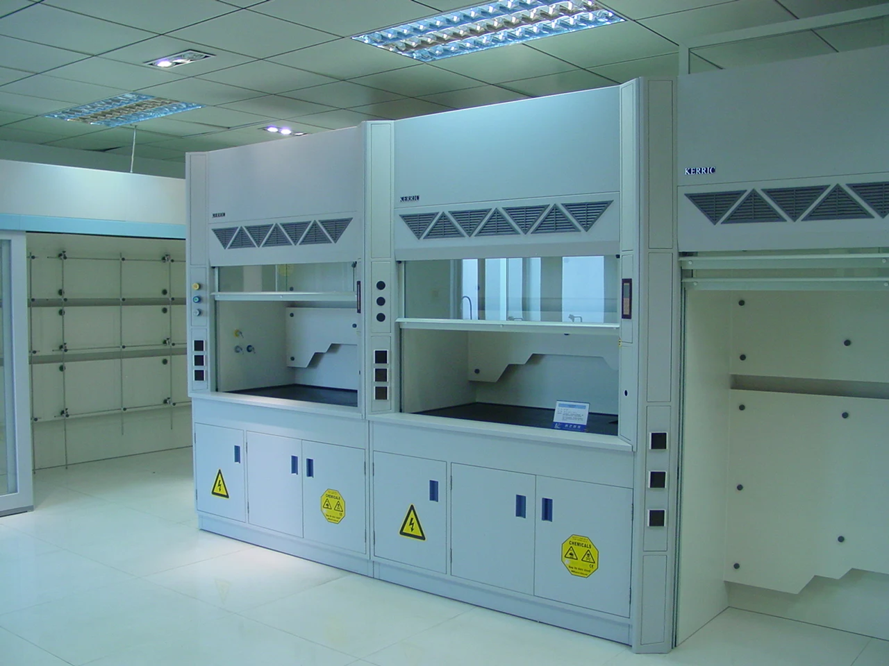 All Steel Lab Fume Hood 1200*850*2350 mm with Customizable Color for Chemistry and Physics Labs
