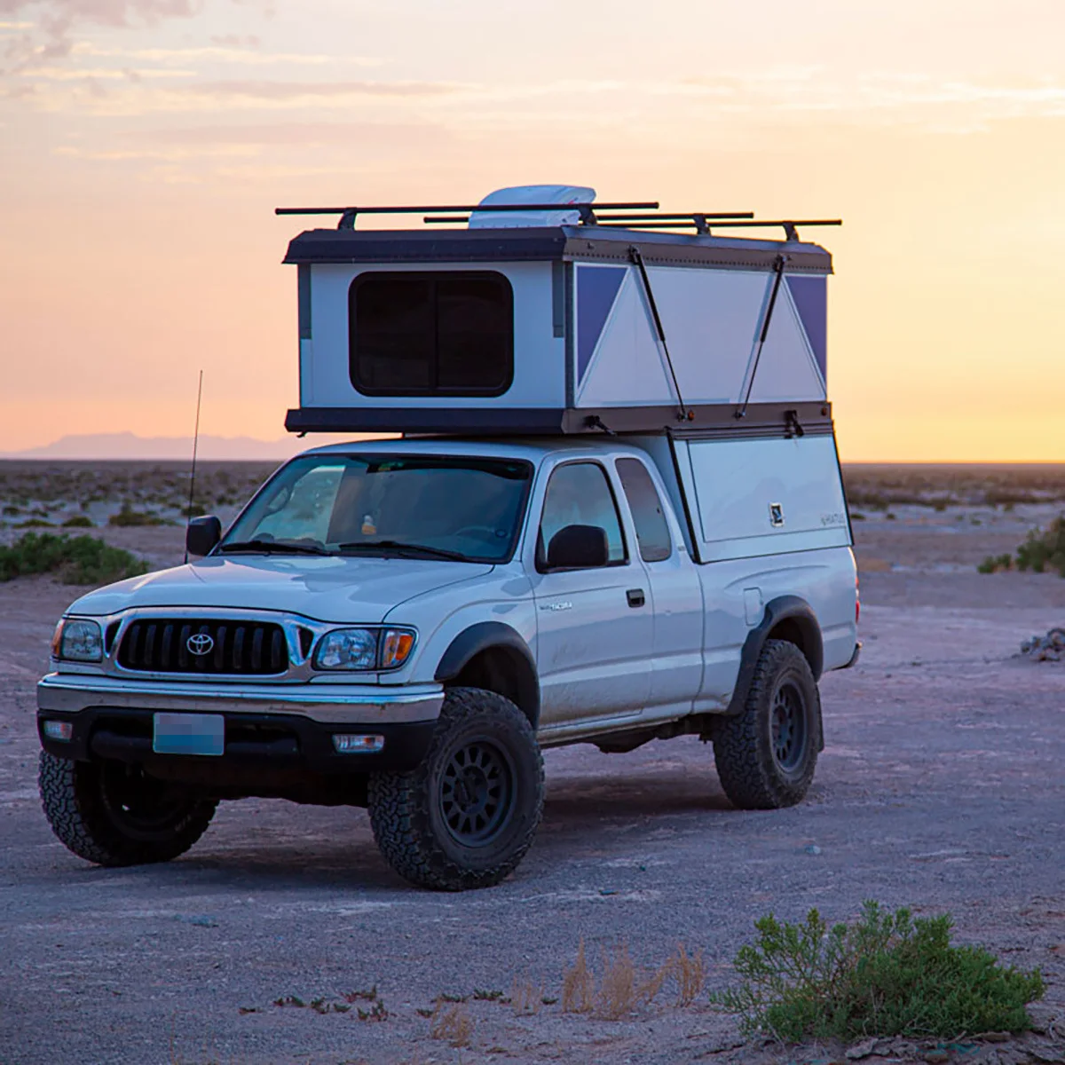 Camping Pickup Truck, Room Box, Camping Car, Trailer, and Expansion Warehouse Are Suitable for Outdoor Camping