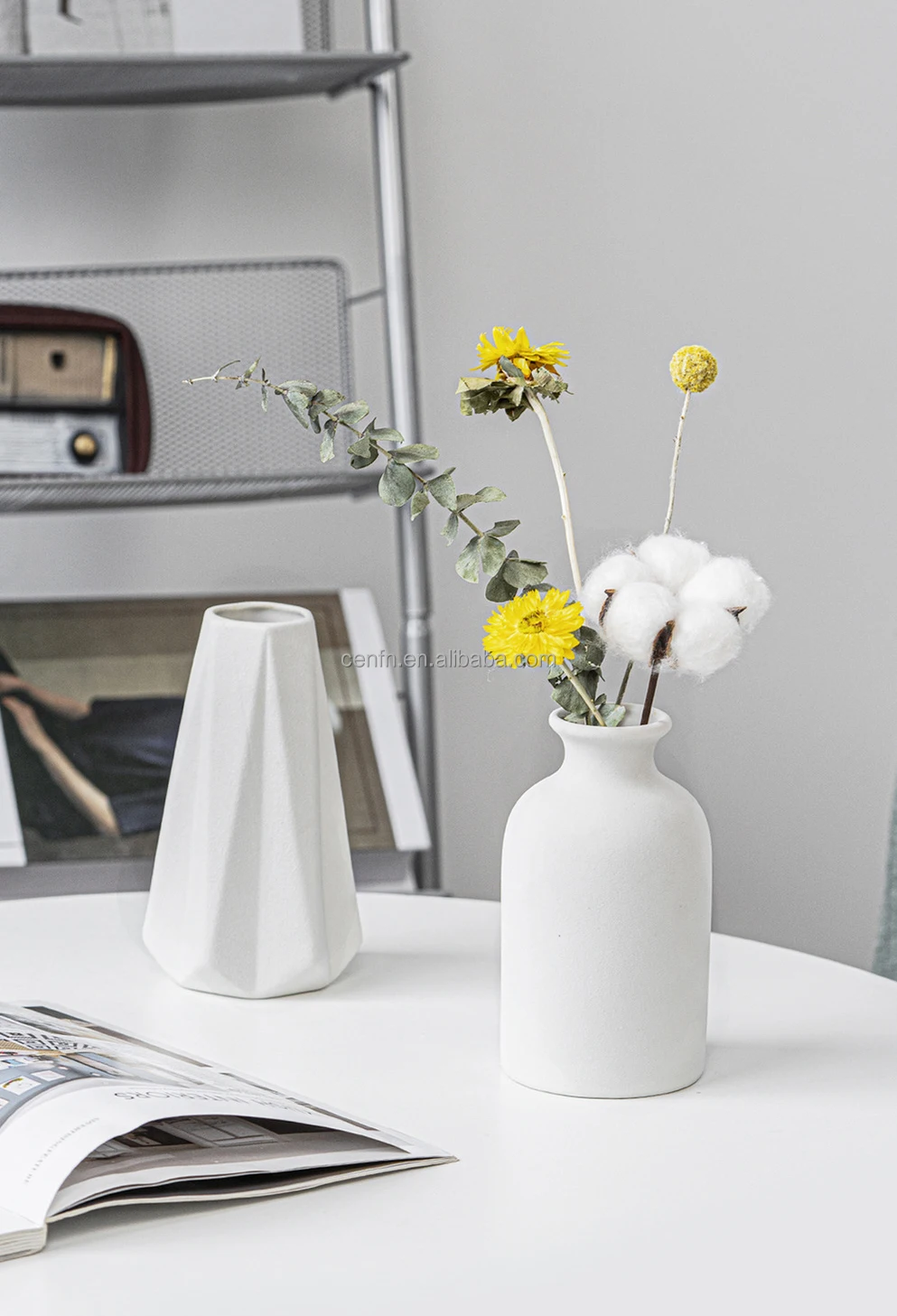 Minimalist Decorative Vase Modern Unique White Ceramic Flower Vases For