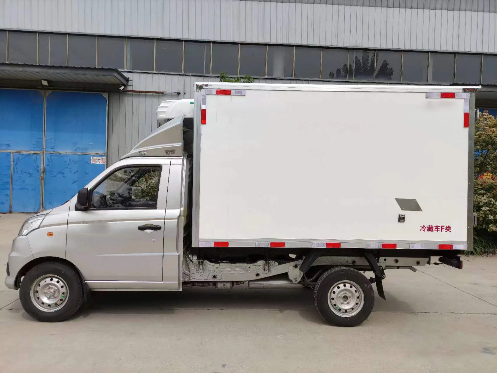 Brand Foton Xiangling V1 Refrigerated Truck Freezer Truck 4 2 Buy