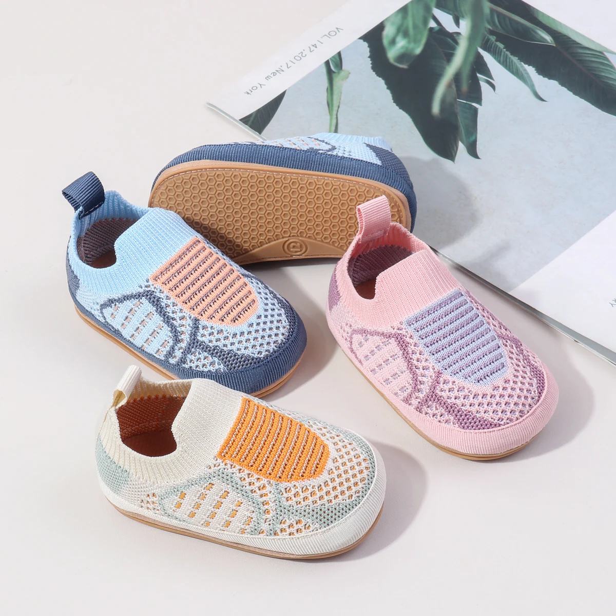 Comfortable Airy Stretchy Flexible Snug Stylish Slip-on All Seasons Infant Shoes for Boys and Girls supplier
